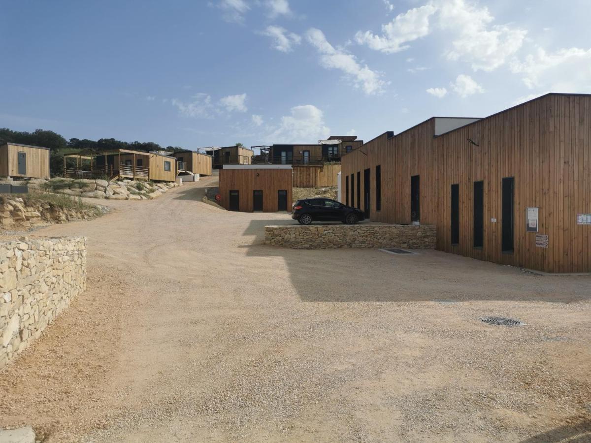 Camping Les Lodges Du Lagon Calvisson Zewnętrze zdjęcie
