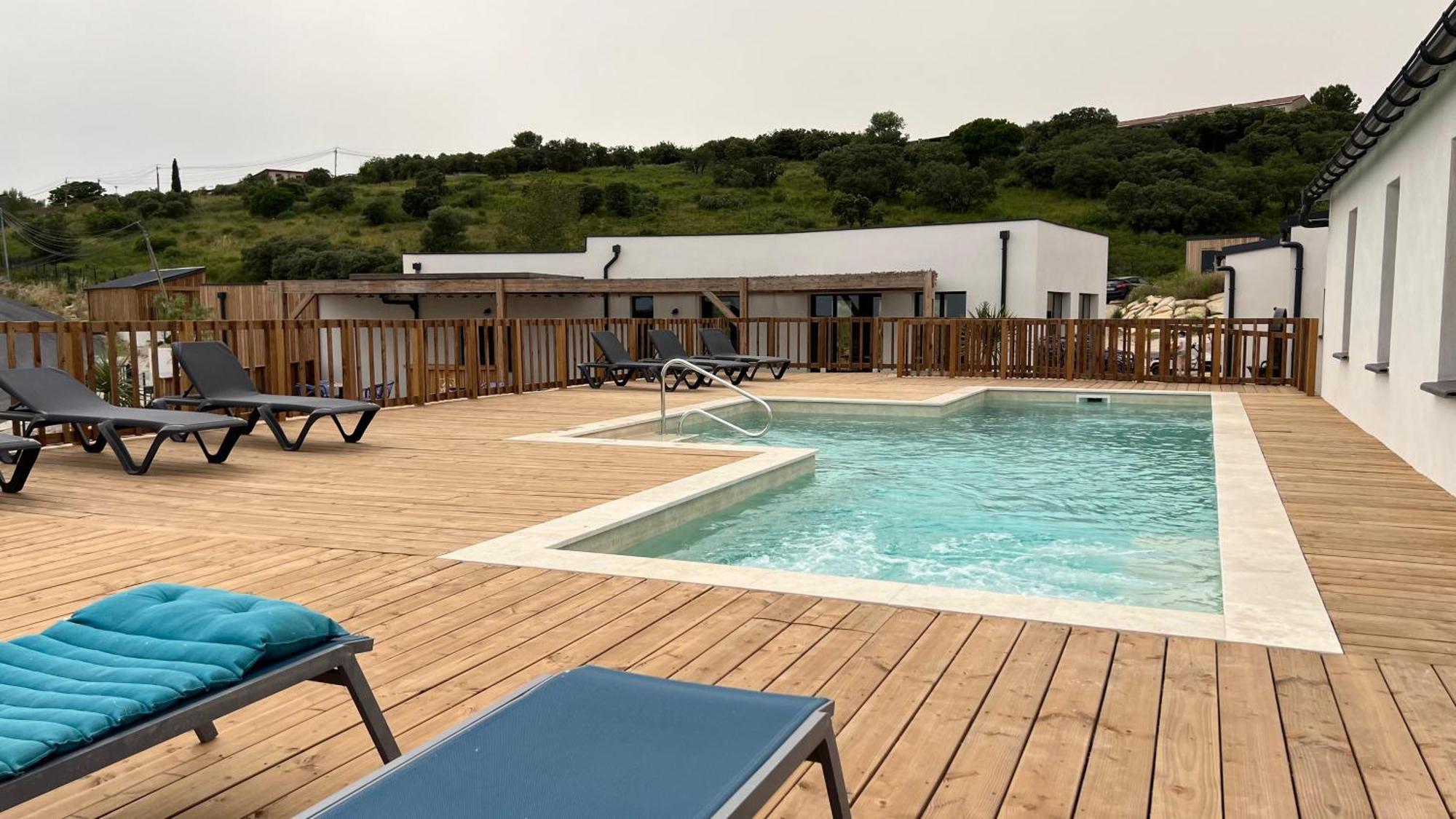 Camping Les Lodges Du Lagon Calvisson Zewnętrze zdjęcie