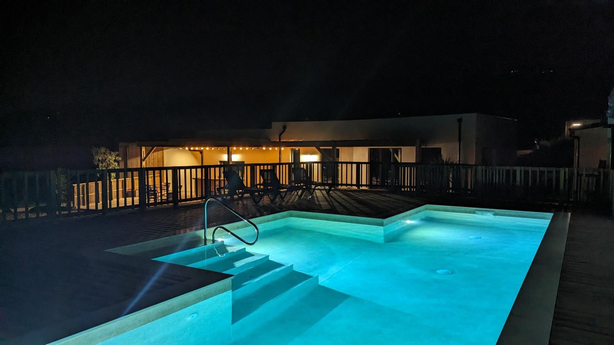 Camping Les Lodges Du Lagon Calvisson Zewnętrze zdjęcie